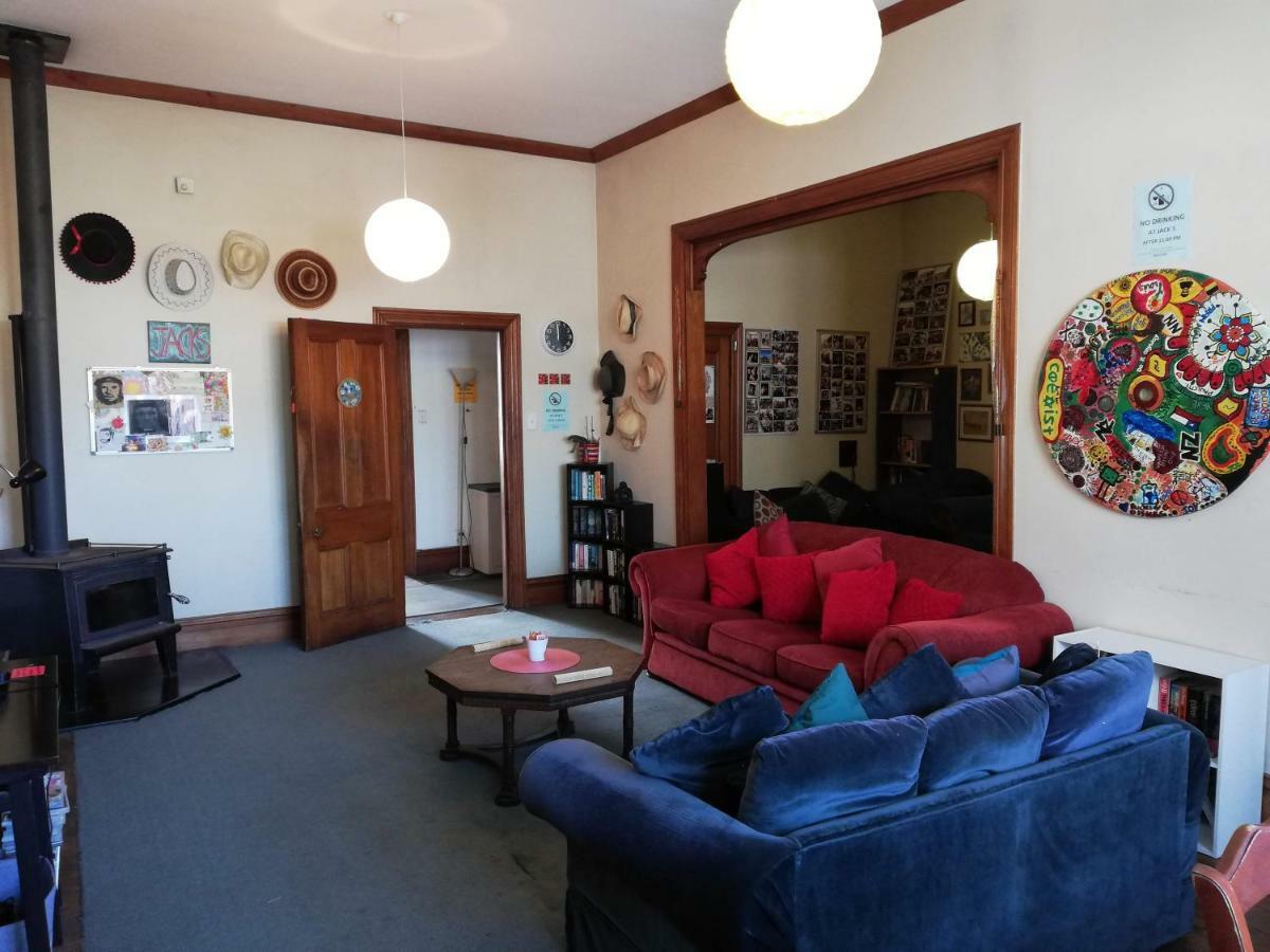 Jack'S Backpackers Hostel เบลนิม ภายนอก รูปภาพ