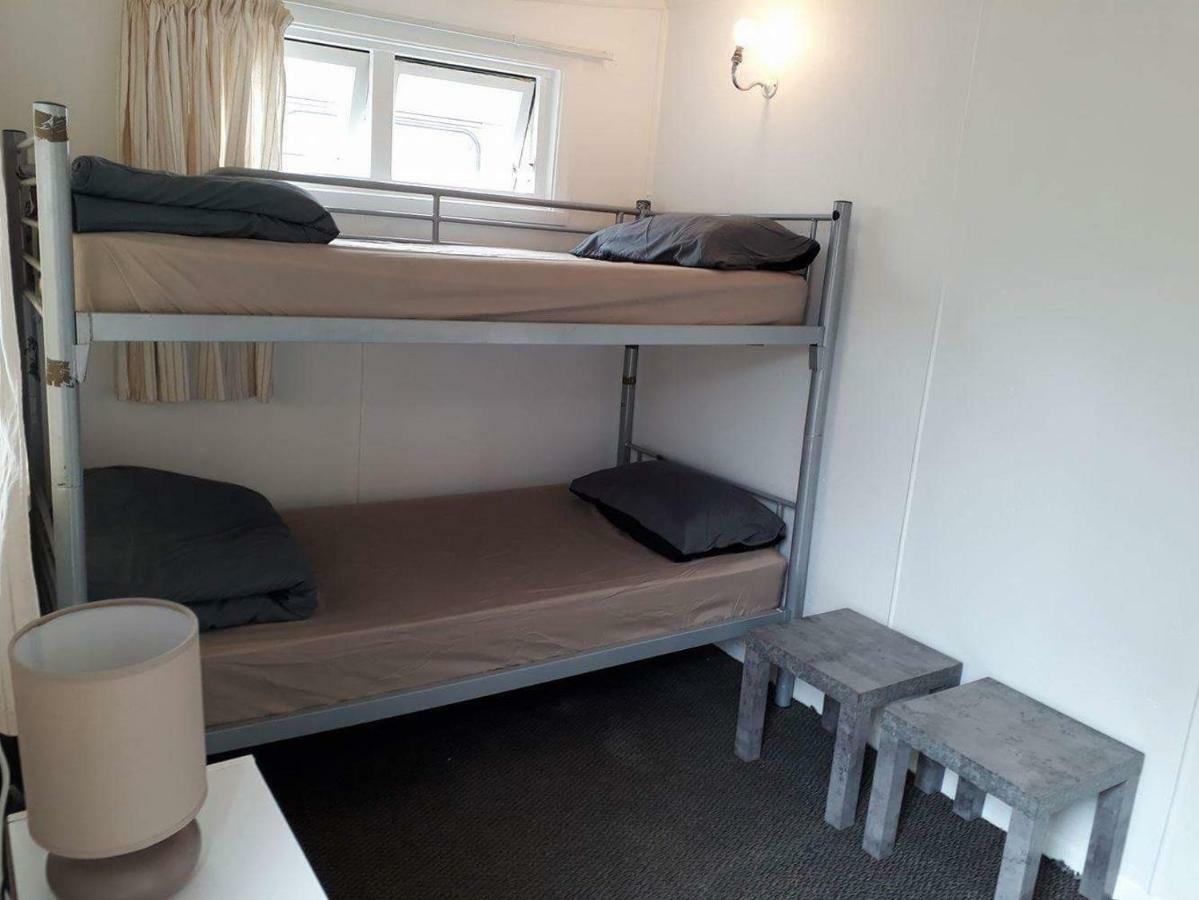 Jack'S Backpackers Hostel เบลนิม ภายนอก รูปภาพ